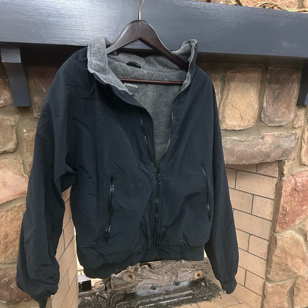 St. John’s Bay Coat❤️ WARM! Nice clean vintage made great zipper pockets L/G